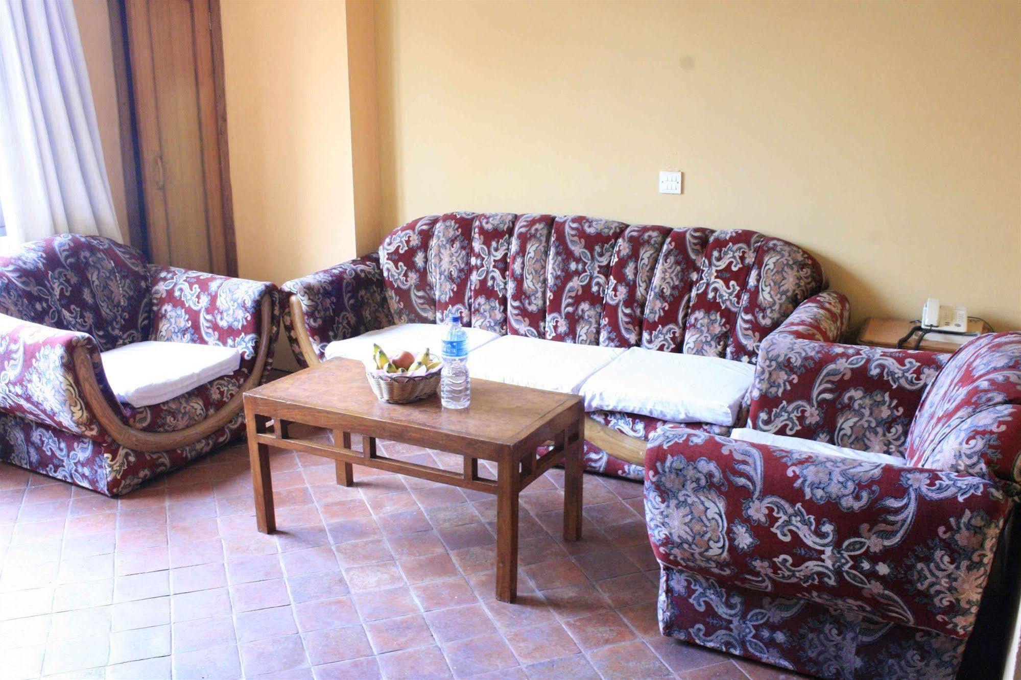 Heritage Home Hotel And Guest House Katmandou Extérieur photo