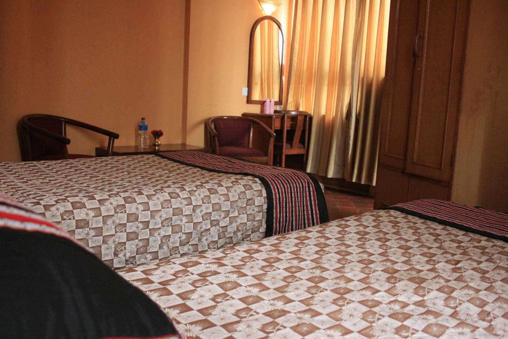 Heritage Home Hotel And Guest House Katmandou Extérieur photo