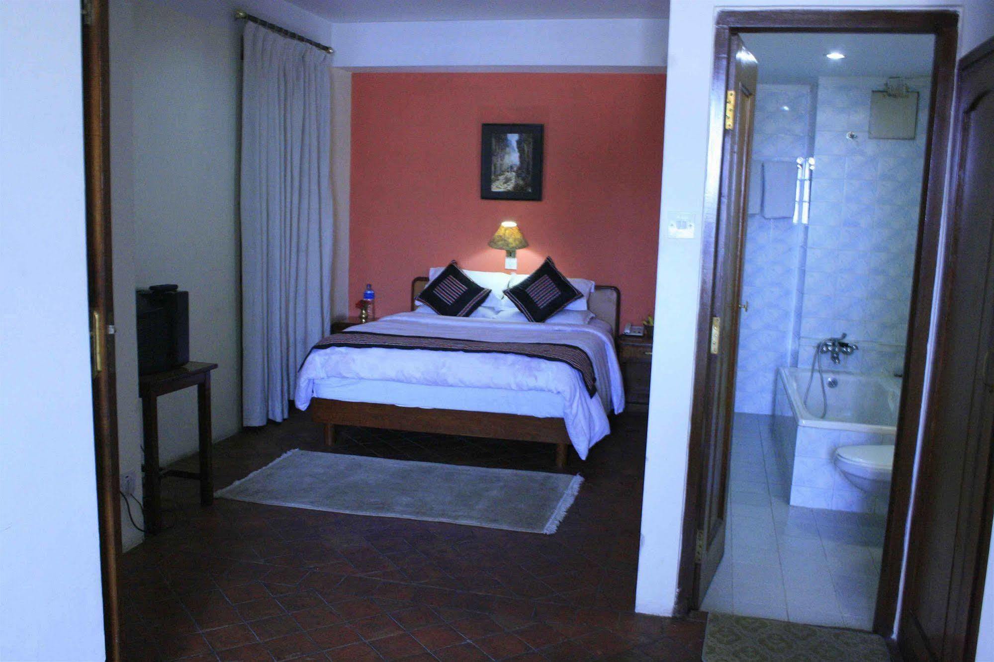 Heritage Home Hotel And Guest House Katmandou Extérieur photo